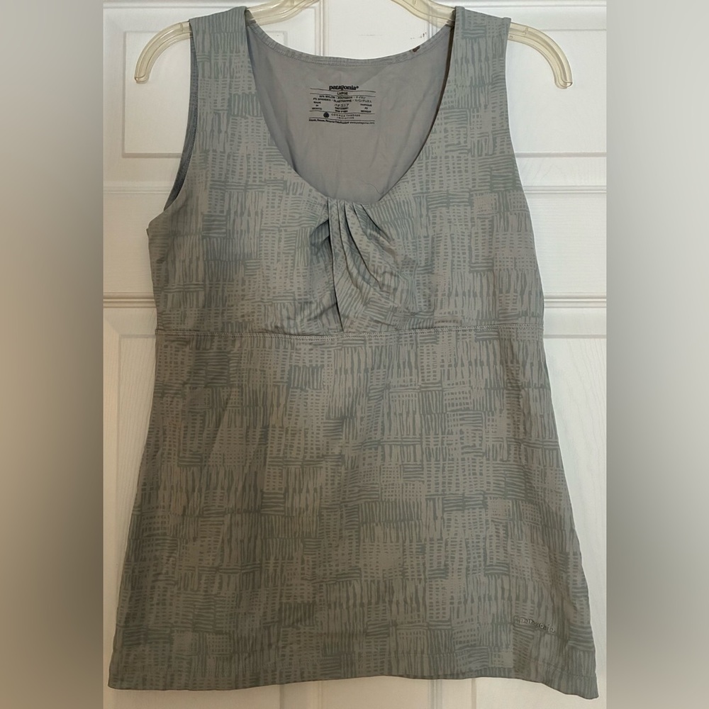 ⭐️3/$15⭐️Patagonia Women's Gray Tank Top